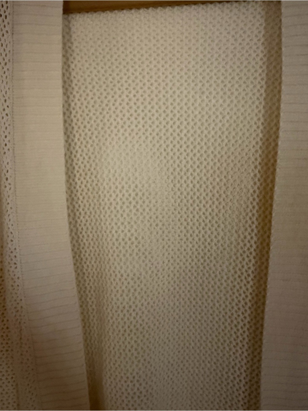 J. McLaughlin Cream Open-Weave Lightweight Cardigan- size Medium - Picture 4 of 8